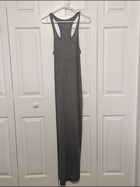 lululemon sleeveless pleated stretch maxi dress Lululemon Sleeveless Pleated Stretch Maxi Dress - Black